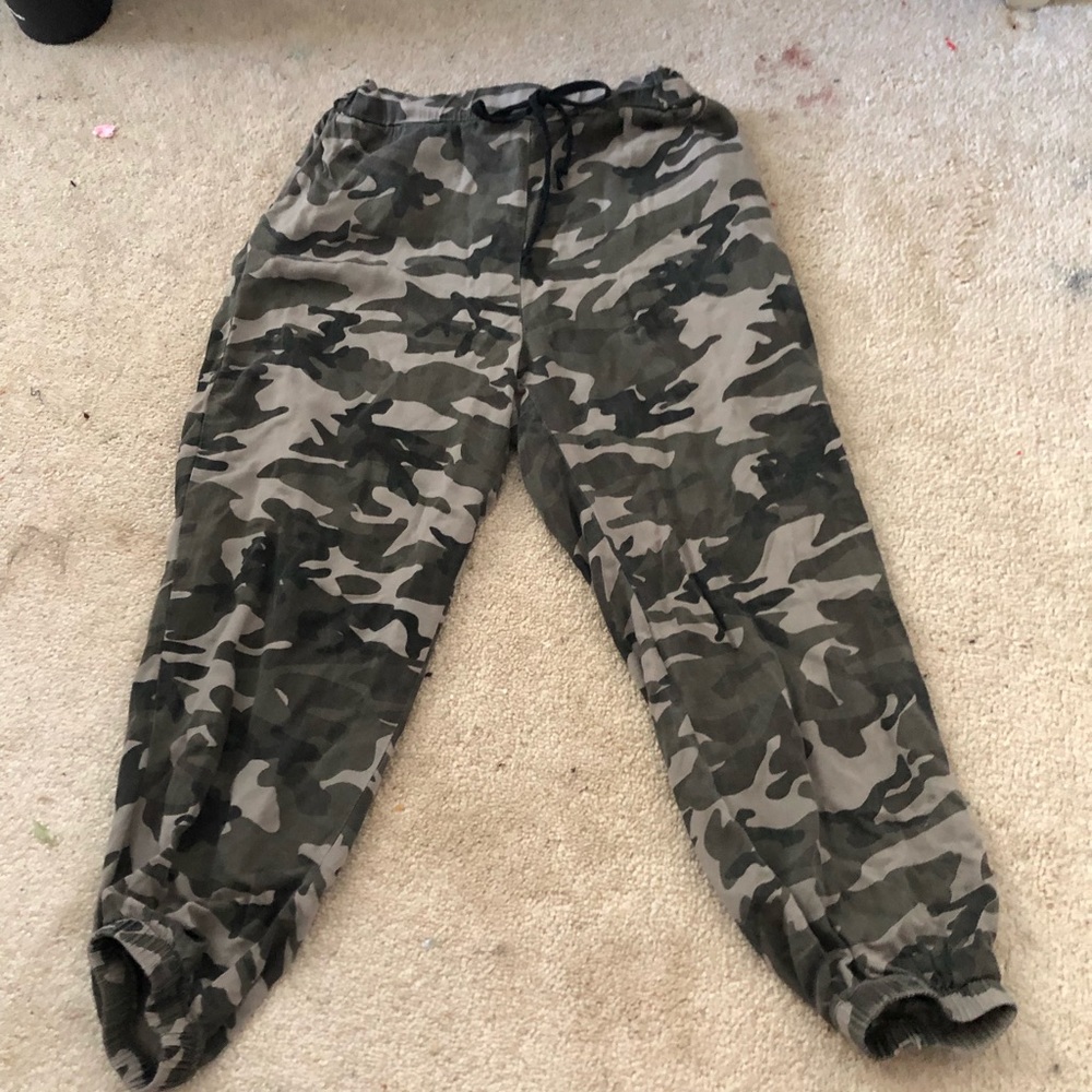 Camo pants